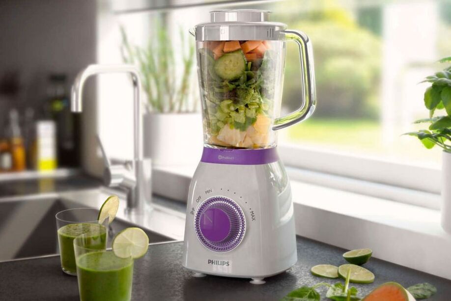 to make a slimming smoothie in a blender